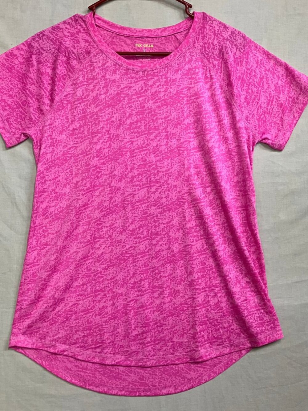 TEK Gear Essential Core Raglan Tee Women's Small Hot Pink Burnout Short Sleeves